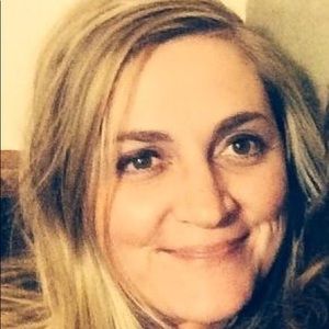 Meet your Posher, Stefanie